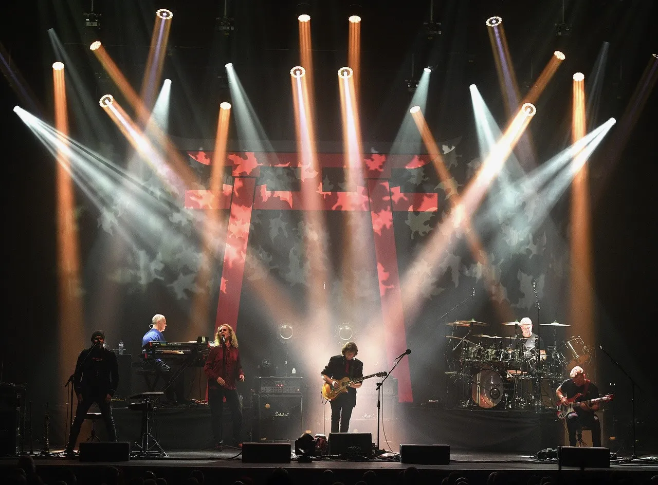 Steve Hackett live